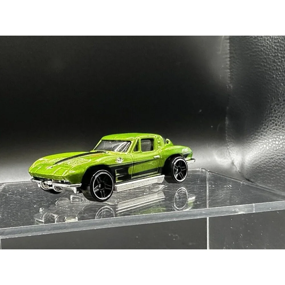 1979 Mattel Hot Wheels 63 Corvette Stingray Metallic Green Black No Side Windows